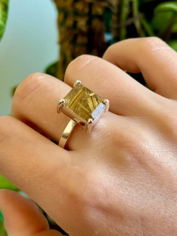 Anillo Cuarzo Turmalinado N° 19