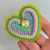 corazon-prendedor-pedreria-cristales-1 Corazón Primavera (Prendedor)