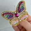 mariposa-bordada-pedreria-prendedor Mariposa Arabella (Prendedor)