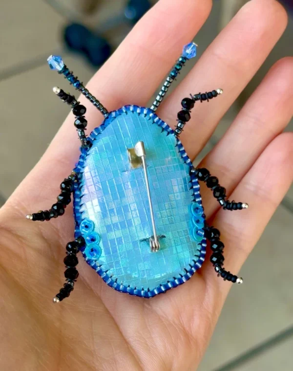 Prendedor Escarabajo Azul